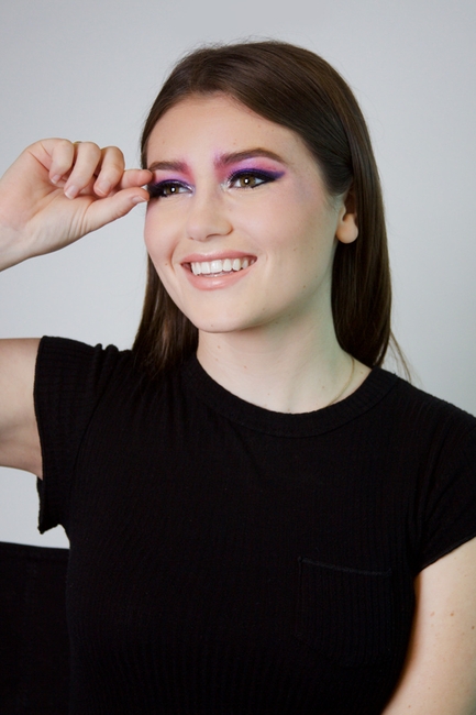 ESC: E!ssentials, Kaia Gerber, 5